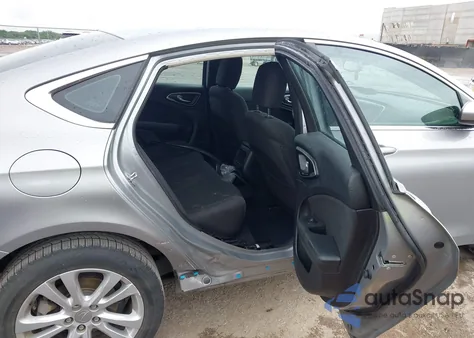 2016 Chrysler 200 Limited z USA, uszkodzony, nr VIN 1C3CCCAB1GN104357